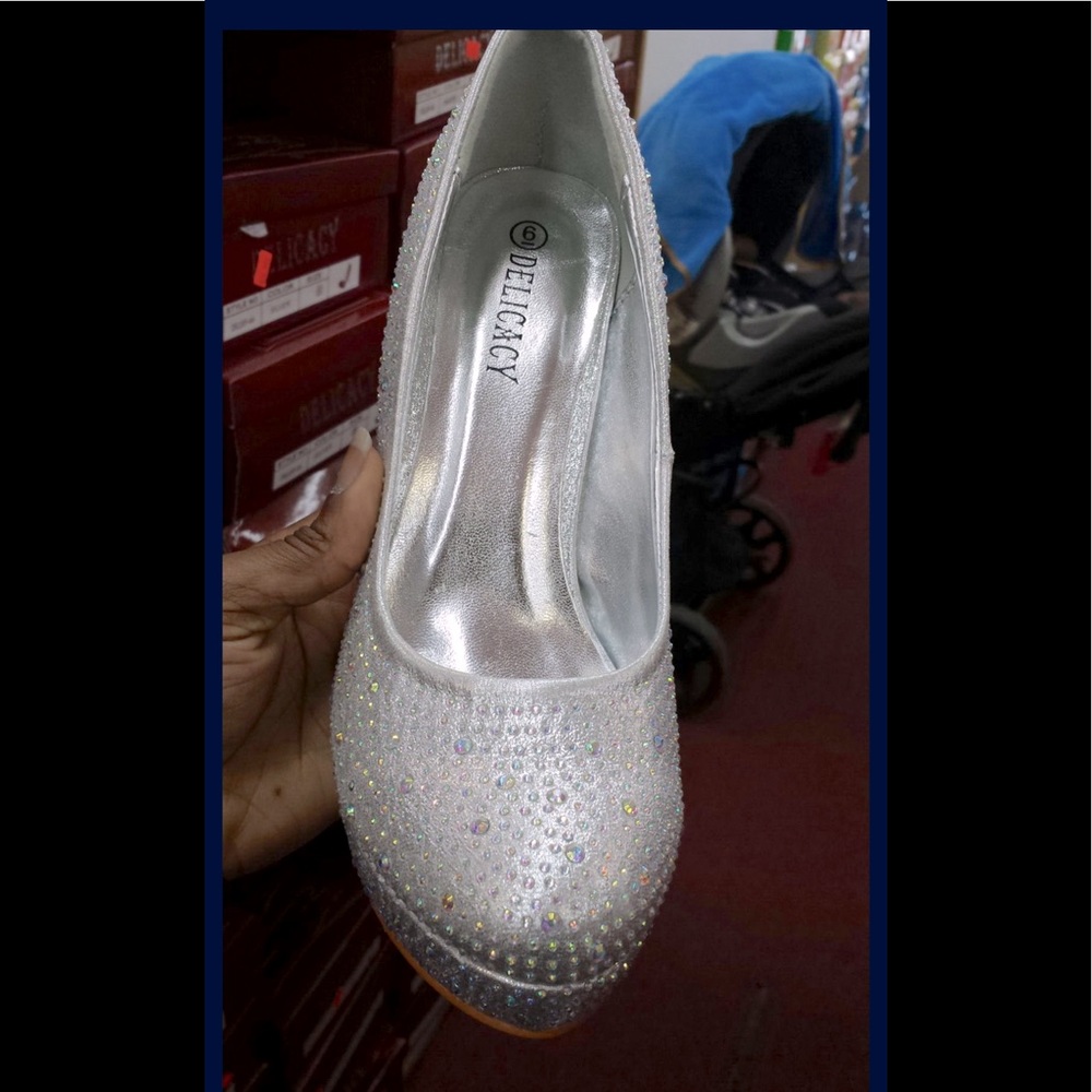 Delicacy silver pump platform rhinestone heels